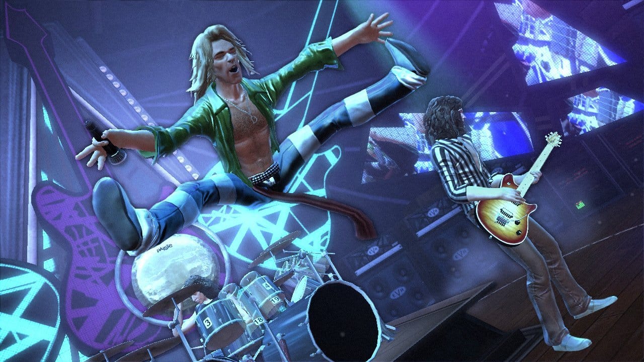 Guitar Hero: Van Halen screenshot showing David Lee Roth doing the splits and holding a mic upside down.